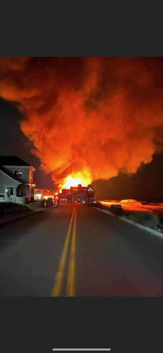 FStringing's tweet image. Five additional engines and two are now responding zodiac to the fire in Scituate