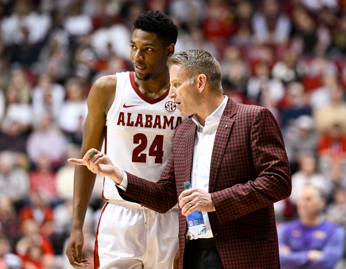College Basketball Report tweet media