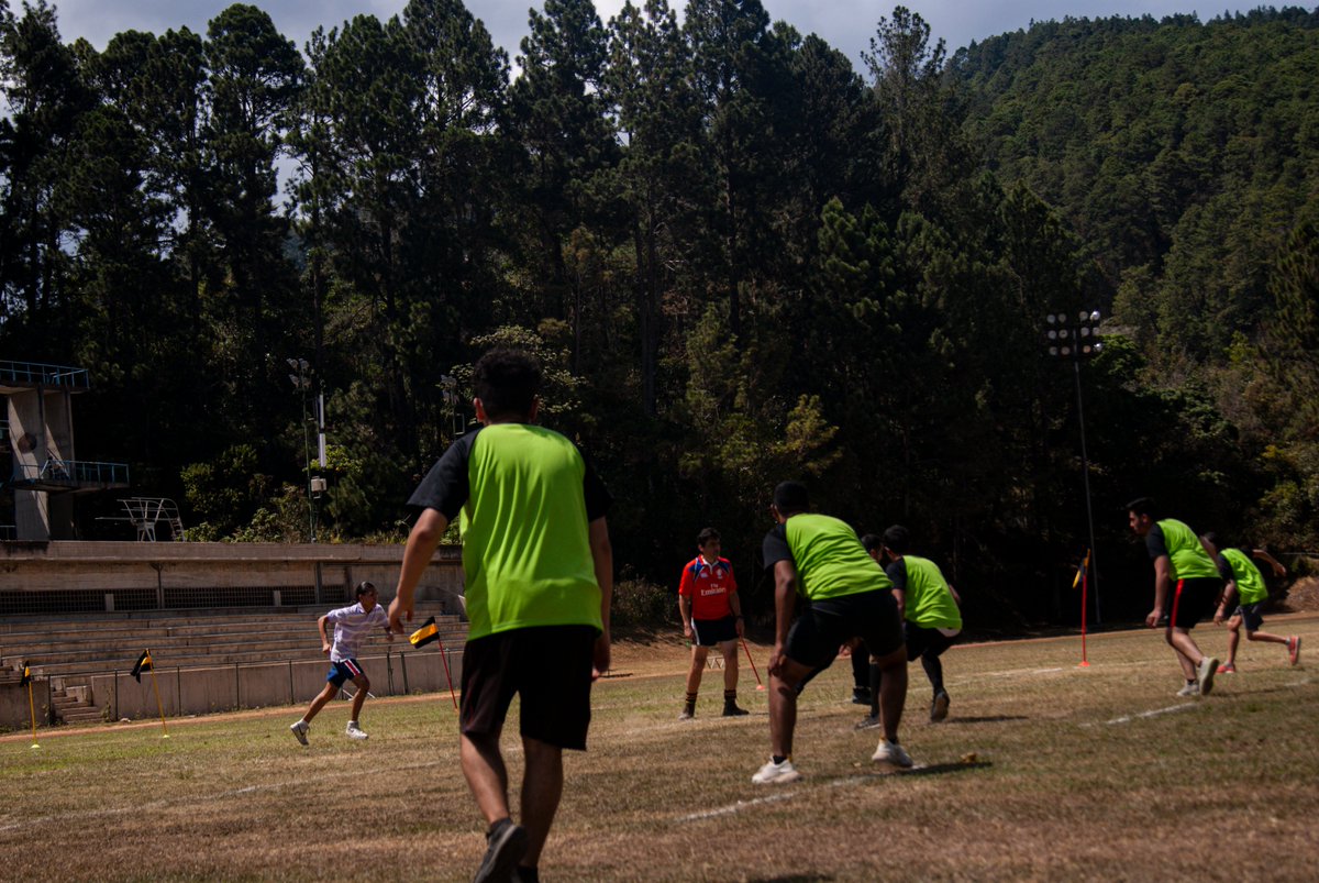 rxxult's tweet image. la verdad que el rugby es un deporte bastante noble