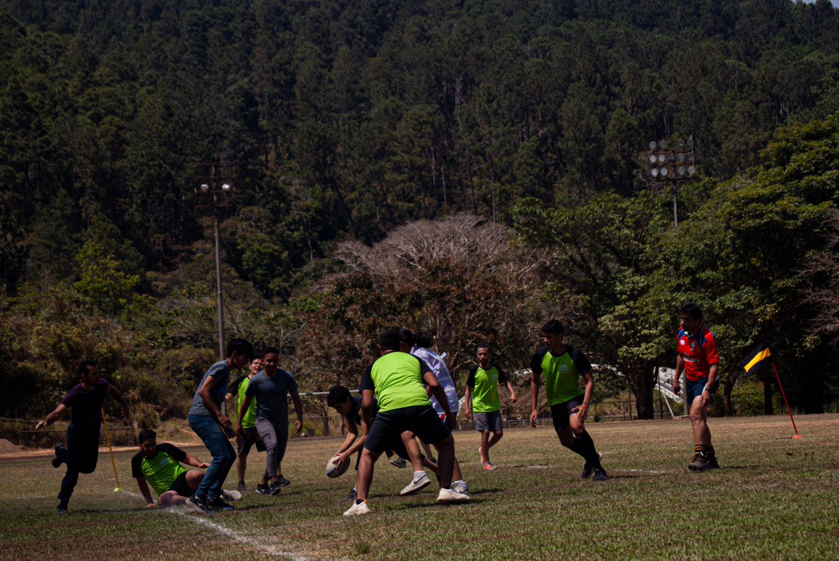 rxxult's tweet image. la verdad que el rugby es un deporte bastante noble