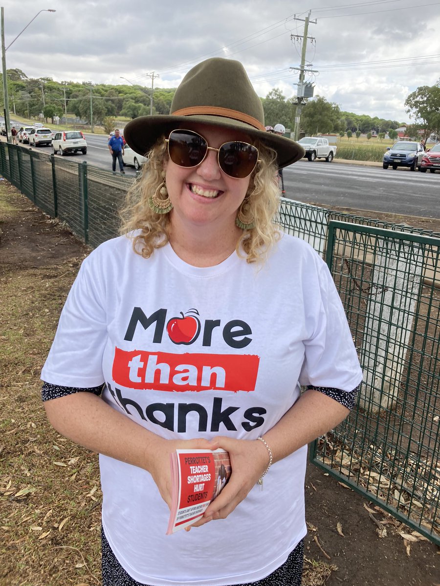 HanArcherLawton's tweet photo. “It’s the unions that make a difference … I trust the teachers federation. Let’s change Government”
Bec at Cudgegong Valley Public School has been teaching here for 15 years. #VoteTheOut @TeachersFed https://t.co/lmfUvZTthO