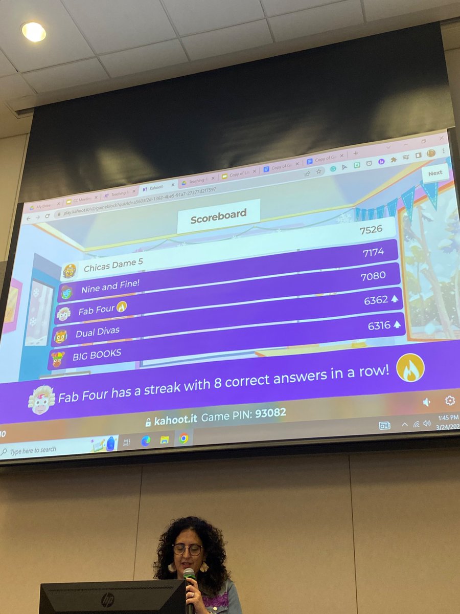 JMOLIVA18's tweet image. Loved today’s theme for our LAR CC meeting! Without me knowing, I wore my “teachers know March Madness” tee! This UH game though 🥹 #uofh 🐾