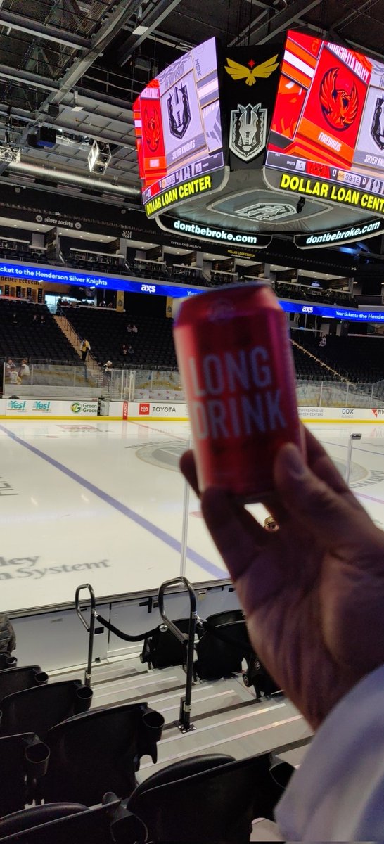 LVDad23's tweet photo. @thelongdrink Getting ready for @HSKnights #hockey game! https://t.co/owwLaAjry9