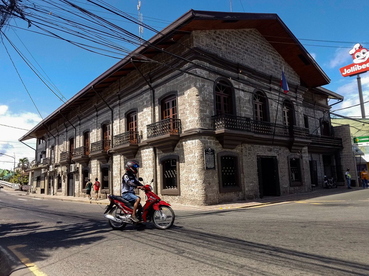 GeorgeGeBe's tweet photo. Explored Laguna lake for the first time on a bicycle. An interesting adventure where you get to experience life outside the urban jungle 

#explore
#adventure 
#bicycletravel 
#lagunalake 
#scenicview 
#travelphotography https://t.co/UukNbSvDTR