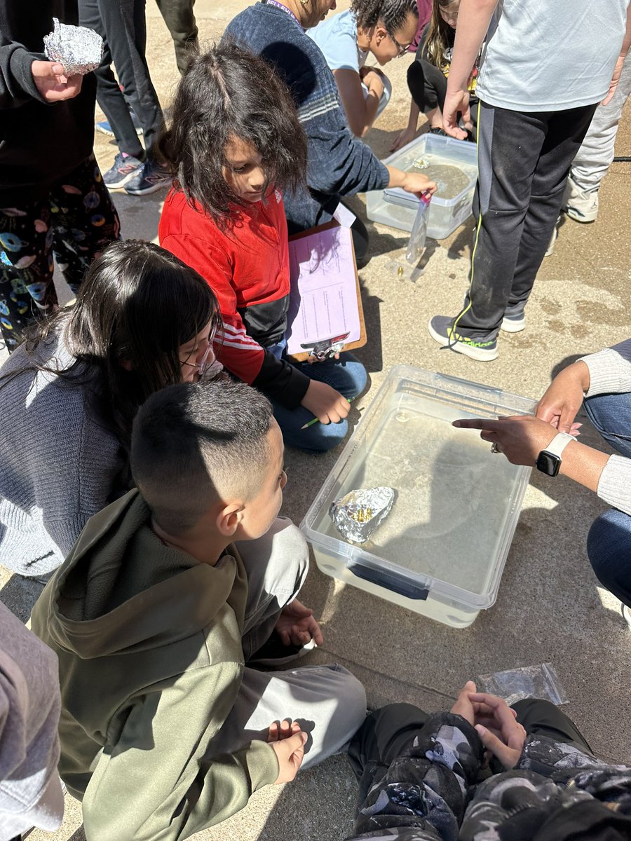 After studying the Titanic all week, fifth graders worked together to create the foil boat that could hold the most weight. They got two chances to make the best one and our winners’ boat held 270 grams! #bctigers #bpsne #tigers4stem