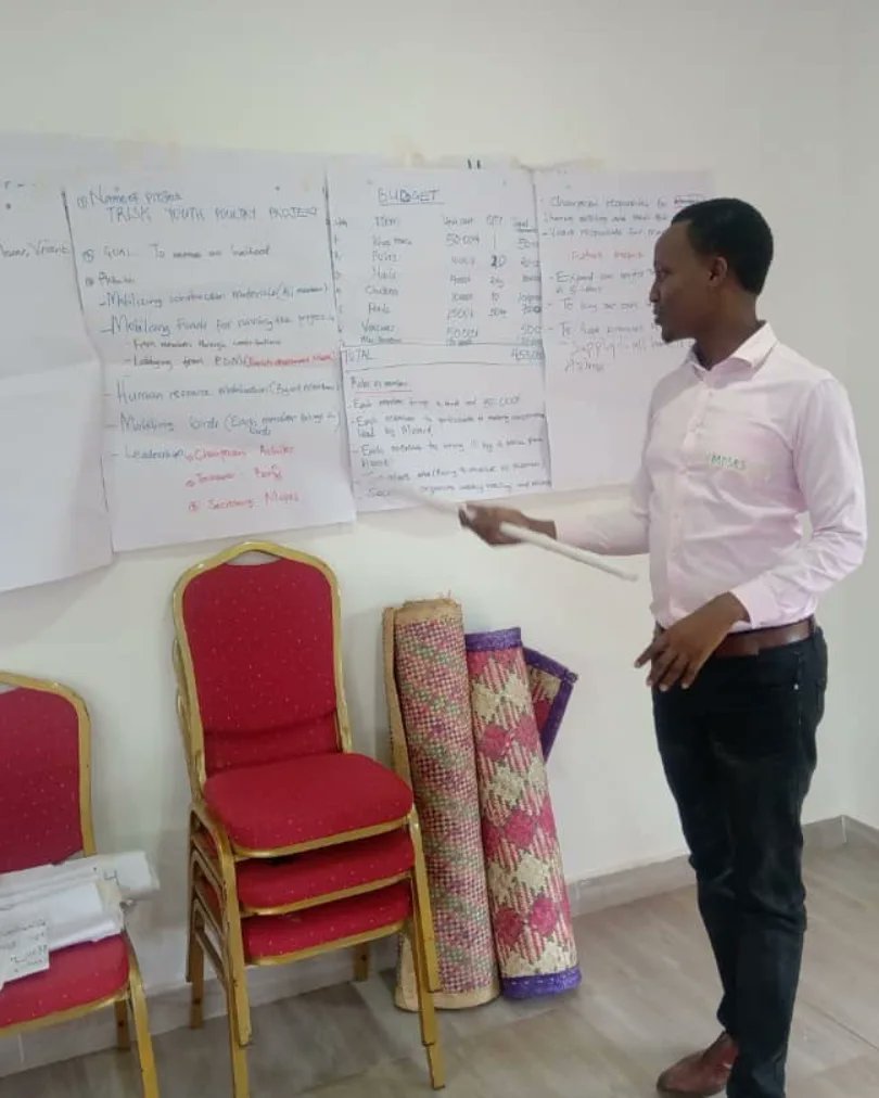 SeekGsp's tweet photo. Participants show their Income Generating Activities (session 7) during a SEEK GSP training. During training, Lay health workers learn how to help group members come up with an IGA to improve their livelihoods.
Visit us at https://t.co/8V5hqdXAGh
#seekgsptraining https://t.co/87nU1I7EvI