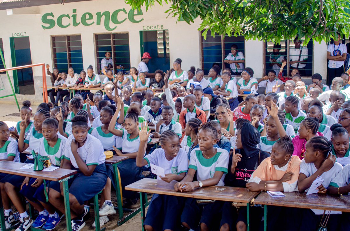 Nadege Mututi web’s boy tweet media