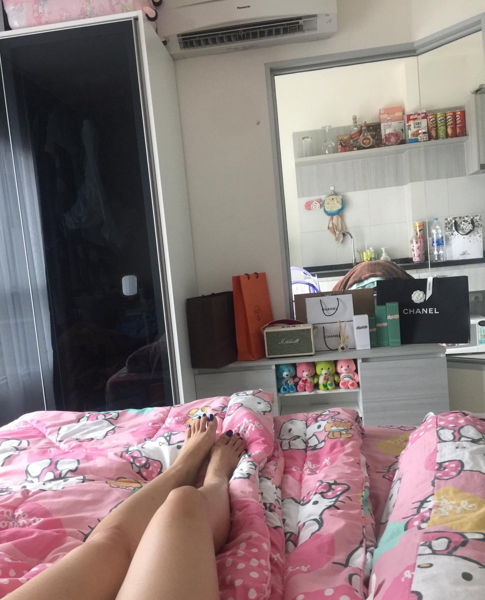 nutnichaaa11's tweet photo. นัดเยดได้คะ ห้องพร้อมถุงยางมี 🤡🤡 https://t.co/RMO8NjopZC
