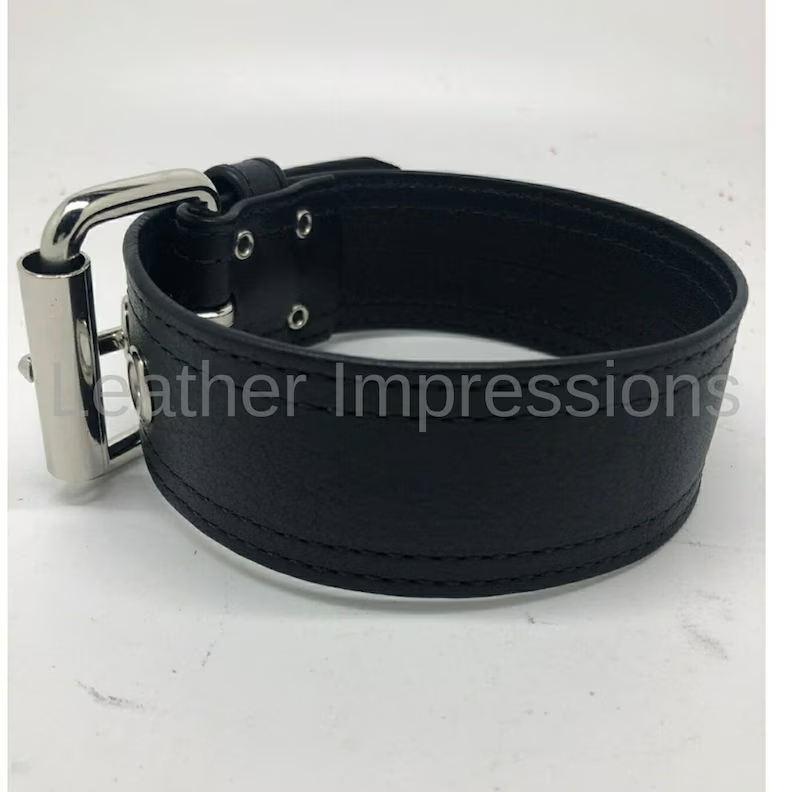Hot_BDSM_Gear's tweet photo. 100% Genuine Leather Armband Restraint Adult BDSM Cuff
♦️
Take advantage of these fantastic deal
♦️
Head to our Store now to get your discount
𝐒𝐇𝐎𝐏 𝐍𝐎𝐖:https://t.co/ixMmQ7NwDw
##black #restraints #bdsmrestraints #legrestraints #cuffrestraints #bdsmharness #bdsmcommunity https://t.co/vvjmii6rhC