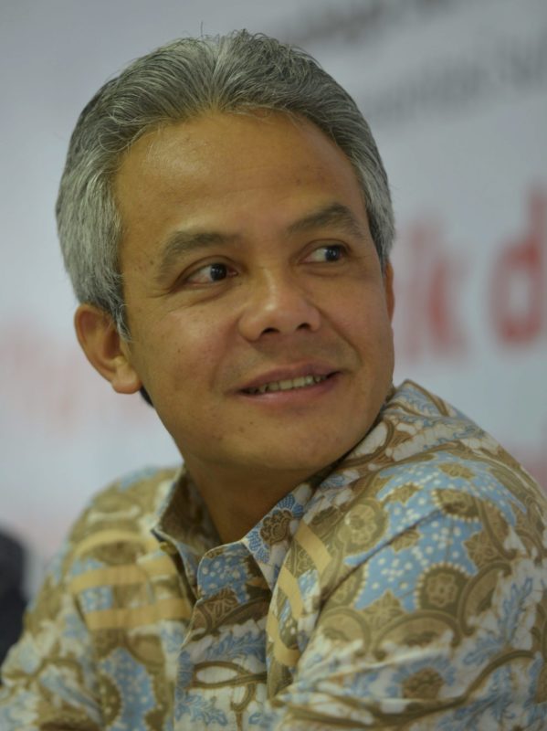 Jhonkosmik's tweet photo. Tiga sosok ini sedang ramai diperbincangkan.
Sebut nama sosok yang anda sukai. https://t.co/miBcgKcSaC