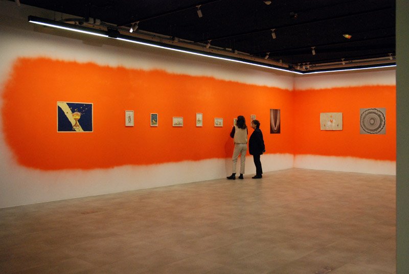 FranceFineArt's tweet photo. [agenda culturel] derniers jours 31 mars #expo Karine Rougier "Nous qui désirons sans fin" Prix #DrawingNow 2022 @DrawingLabParis #ITW #artiste représentée par #galerie @EspaceAVENDRE #karinerougier #podcast à écouter @FranceFineArt https://t.co/TfZUjXozgB https://t.co/BYXv8eeAh3