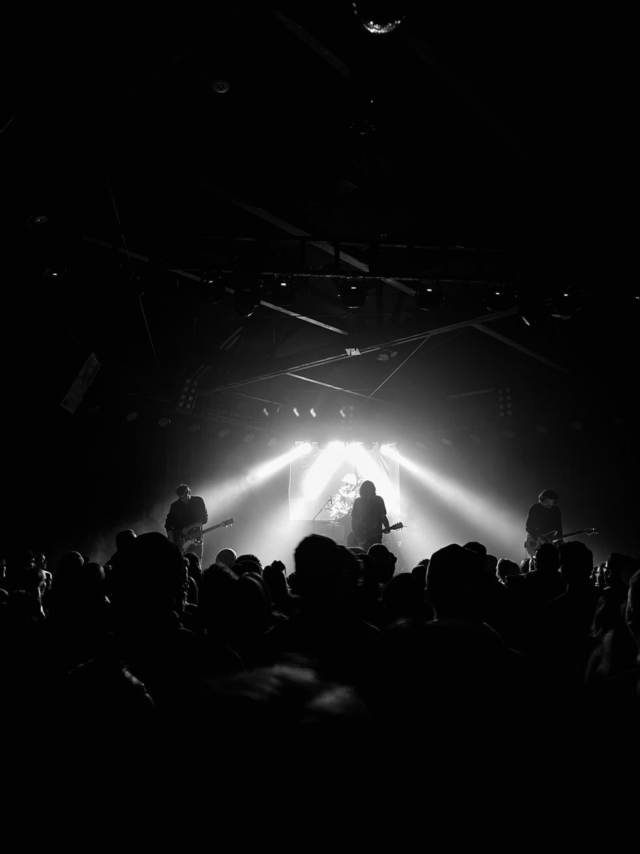 aaronxcore's tweet photo. Tonight was special.
@copelandband - 20 Year Beneath Medicine Tree show
Live at @theglasshouse - 3 | 24 | 23 https://t.co/j2EFmttt0g