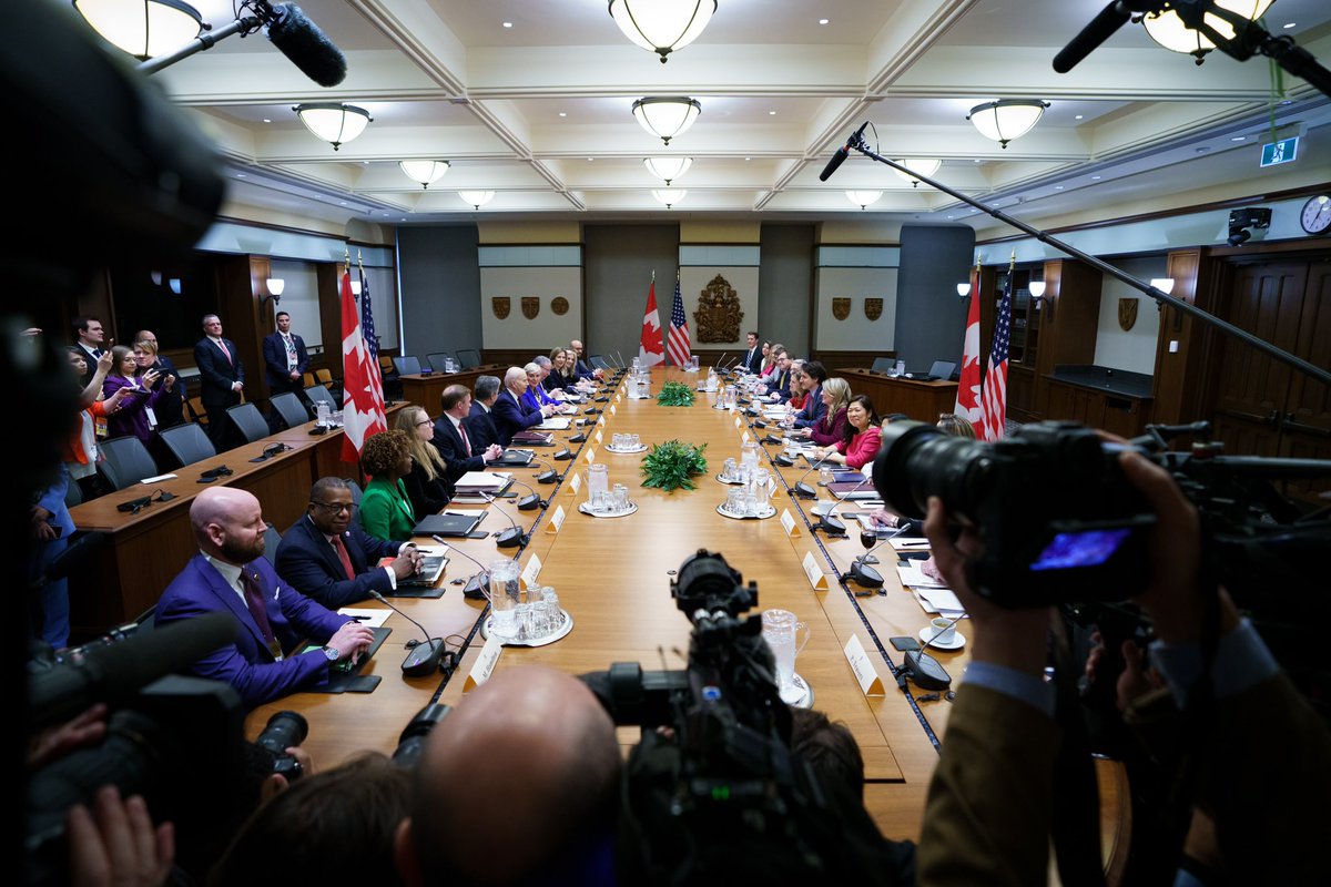Chrystia Freeland tweet media