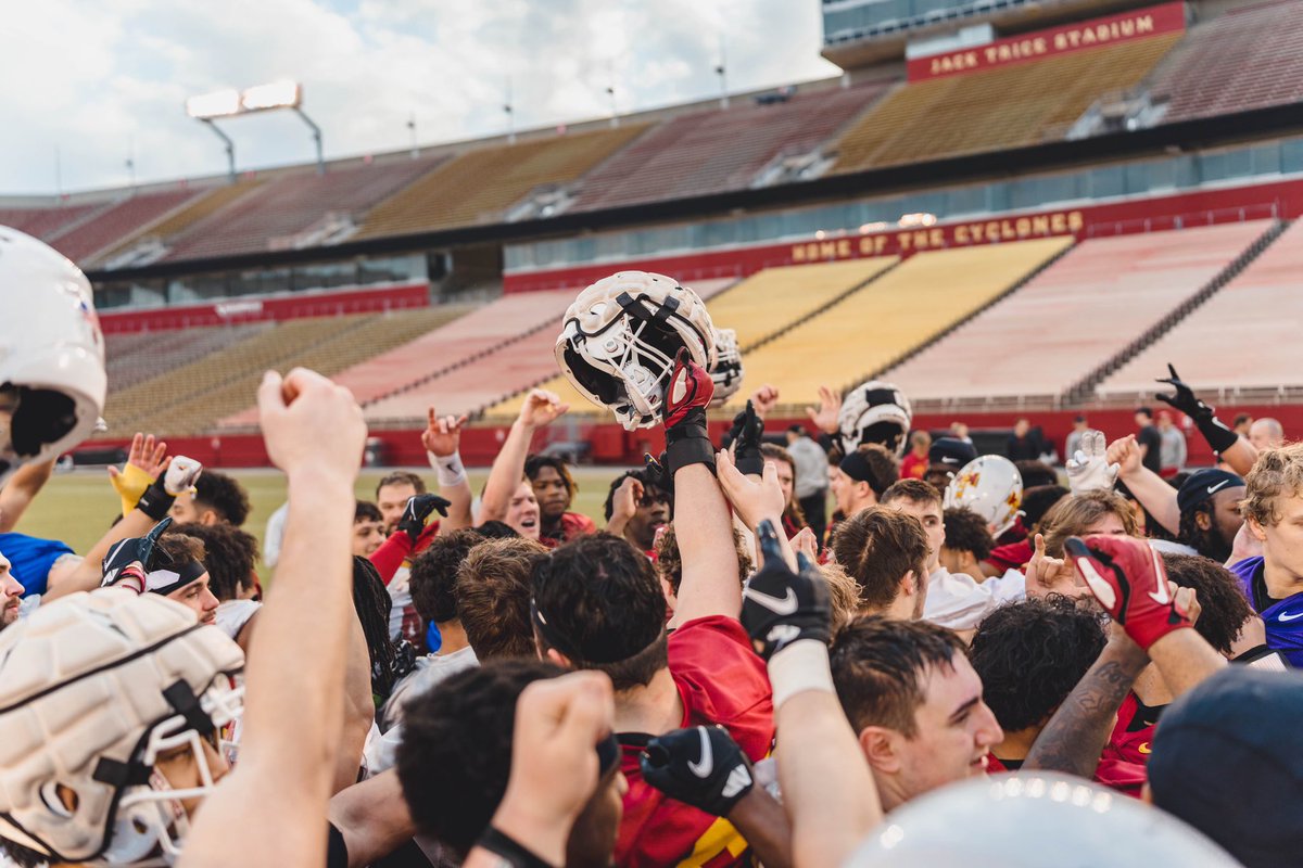 CycloneFB's tweet photo. Practice 2 ☑️

🌪🚨🌪 https://t.co/ZAjkyoHe9U
