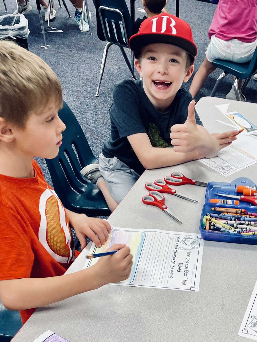 mandy_biros's tweet photo. These 1st graders @EddinsElem are all about respecting differences! 🖍️#TheCrayonBoxThatTalked #Respect https://t.co/1rUtNKqv7Q