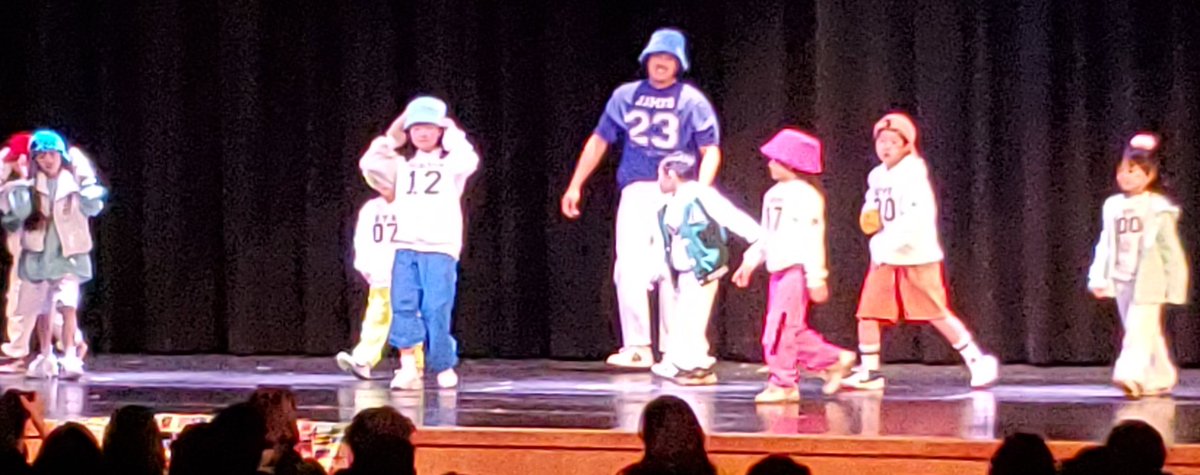LaurenDeMarinis's tweet photo. So proud of our Jackson students tonight! Multi-Cultural Night 2023 was outstanding! We love when our students shine! @A_RiveraNY @JerichoUFSD #proudteacher #jacksonpride https://t.co/WqRxqJFZiX
