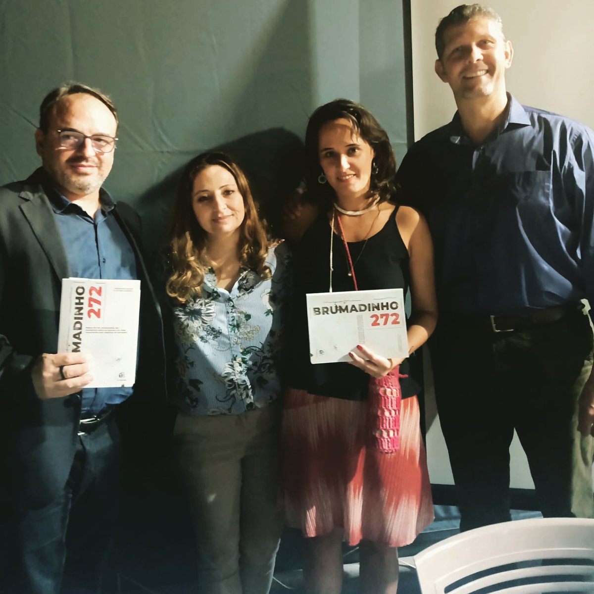 Danilo Chammas (@ddchammas) on Twitter photo 24 de março - Dia Internacional do Direito à Verdade sobre graves violações aos direitos humanos e à dignidade das vítimas
Com <a href="/CaroL_NutreAlma/">CaroLinaDeMoura</a> na atividade promovida pela AVABRUM de lançamento do livro <a href="/brumadinho272/">Livro Brumadinho 272</a> de autoria do Cel. Anderson Passos e de Luciana Quierati. 24 de março - Dia Internacional do Direito à Verdade sobre graves violações aos direitos humanos e à dignidade das vítimas
Com <a href="/CaroL_NutreAlma/">CaroLinaDeMoura</a> na atividade promovida pela AVABRUM de lançamento do livro <a href="/brumadinho272/">Livro Brumadinho 272</a> de autoria do Cel. Anderson Passos e de Luciana Quierati.