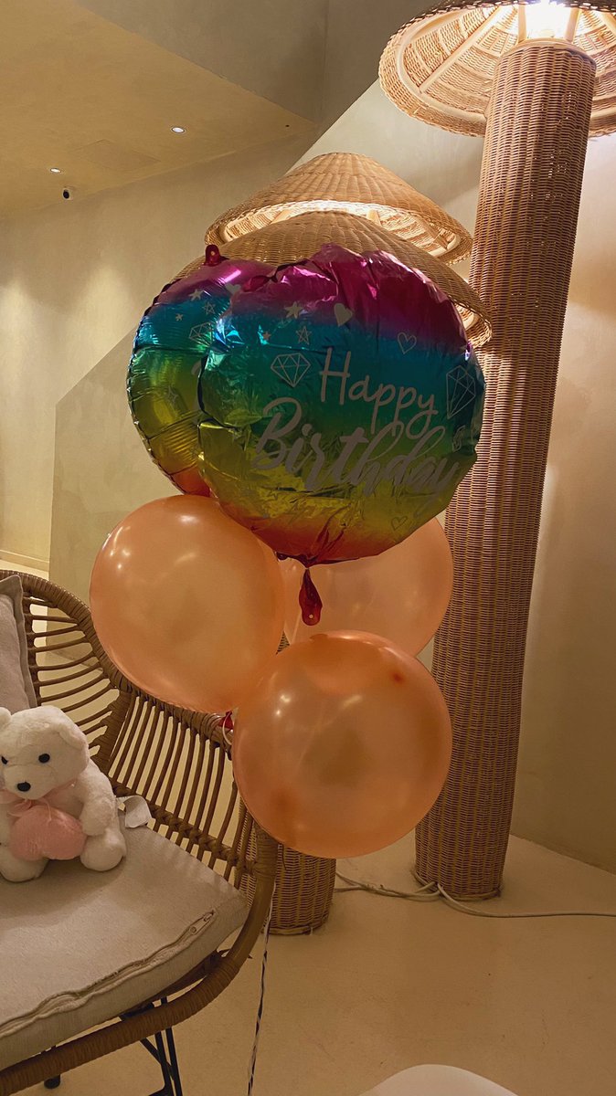 _iii08's tweet photo. ميلاد القعده 🥲✨ https://t.co/5gK84Oa1qU
