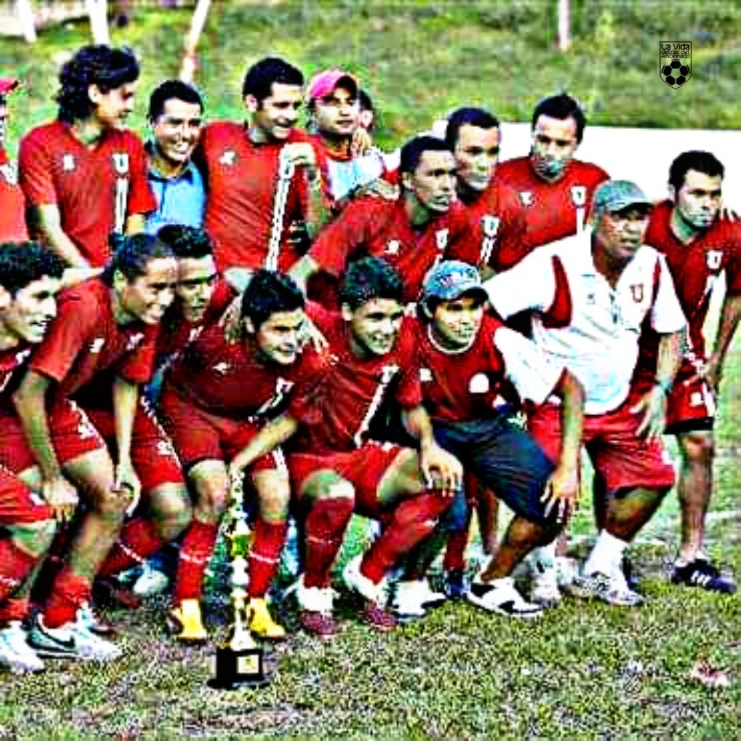 Todo es posible si lo deseas con la suficiente convicción🏆🇸🇻🔥⚽!!
¿Solo para conocedores a que equipo identificas y a que jugador reconoces? 
#lvdda #ES #historiadenuestrofutbol #recordaresvolveravivir #ligasalvadoreña #primeradivision #hechoenElSalvador #futbólnacional