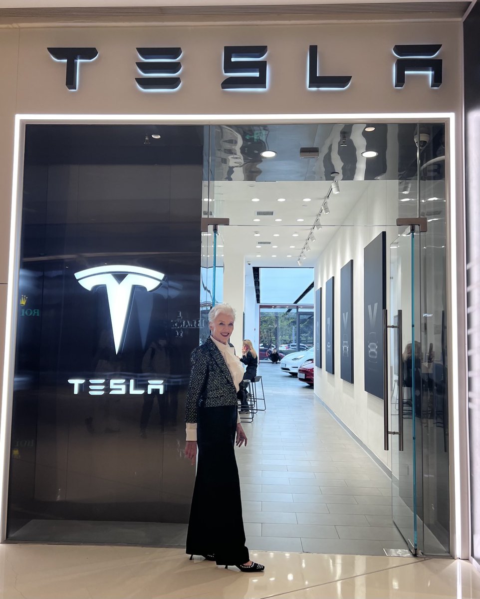 Maye Musk tweet media