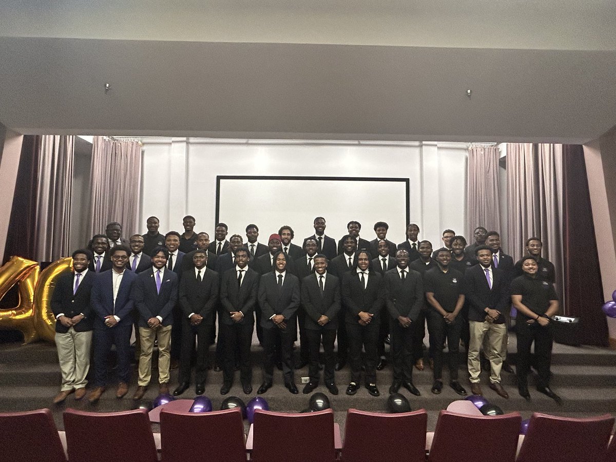 B.L.A.C.K. tweet media