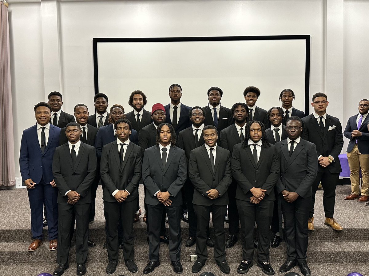 B.L.A.C.K. tweet media