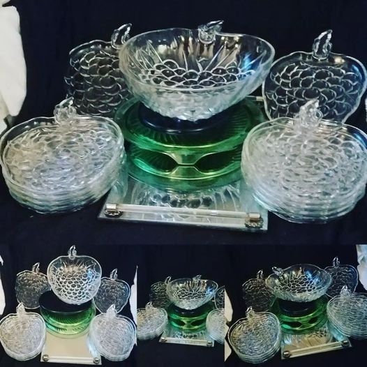 DWedgeCreations's tweet photo. #etsy shop:Indiana glass Strawberry bowl,snackplates https://t.co/TnNohApYCO #servingplate #tenplates #largebowl #strawberry #indianaglass #strawberryplate #luncheonplate #snackplate #party #saladbowlset #strawberrybowl #dwedgecreations.etsy.com #art #artglass #artdeco https://t.co/zlaeDXO9Qq