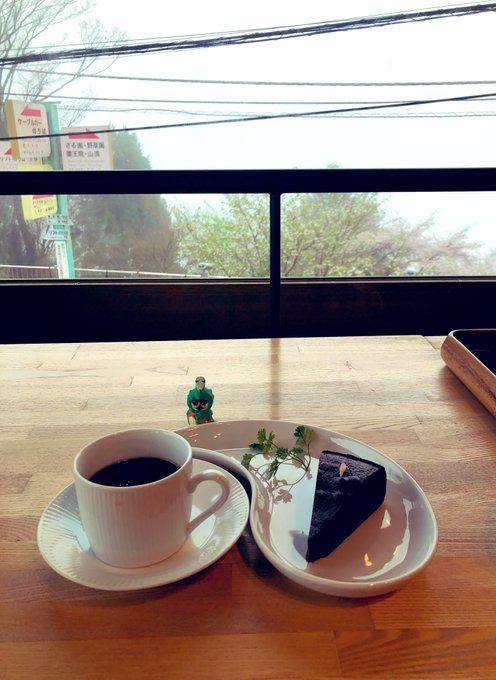 「カフェ コーヒー」のTwitter画像/イラスト(新着)