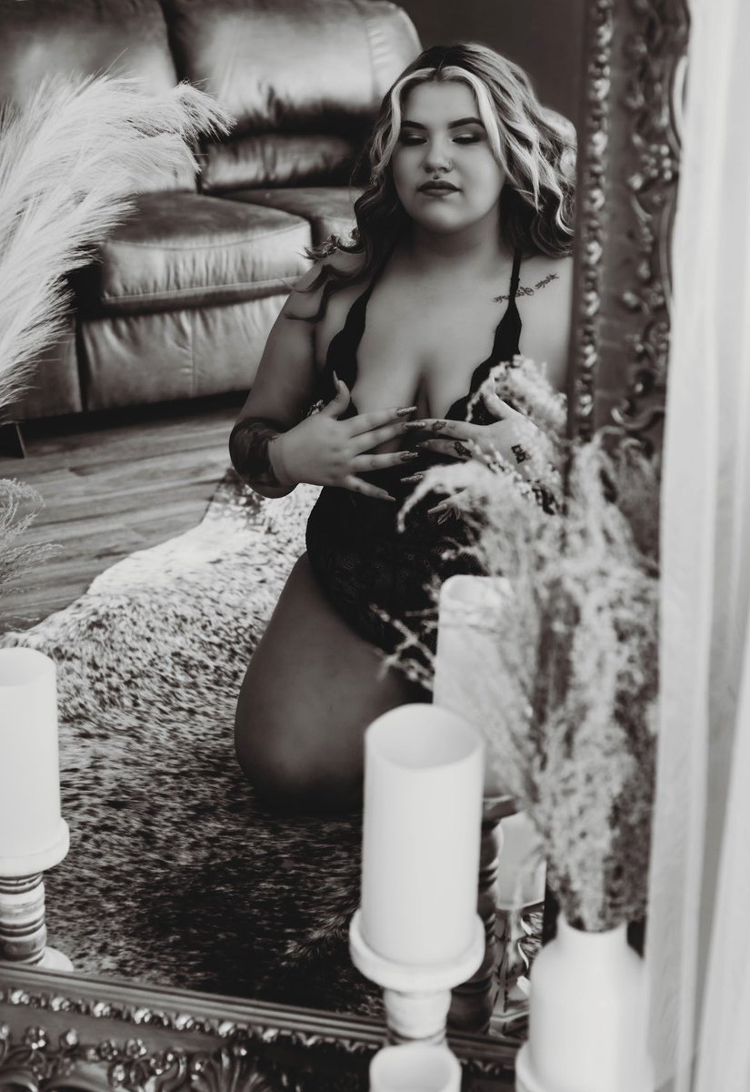 Taysh0713's tweet photo. Had to add some spicy pics to the timeline. Nobody will notice but I thought I looked hawt 🤪🫶🏼 https://t.co/KFuF5GilCt