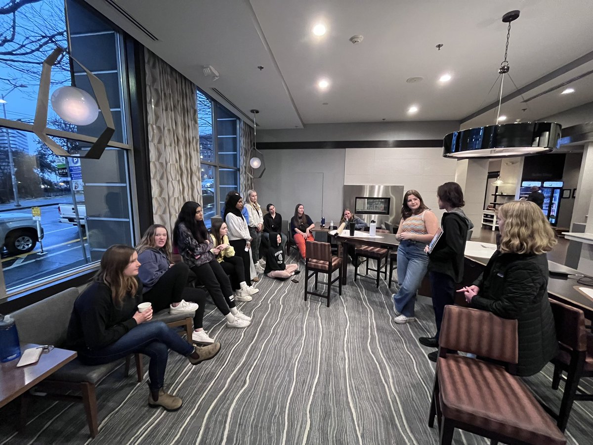 JLBiology's tweet photo. The MAPS Team is prepping for tomorrow’s presentations. It’s been a LONG day but the excitement is building for @ASBMB! #WeAre832 @MahtomediPride https://t.co/rTChTpCaD6