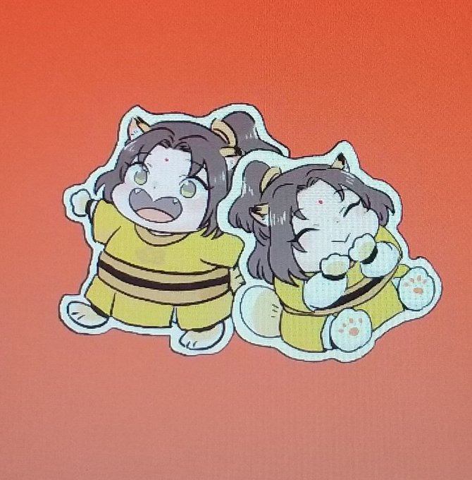 イエーイ(こんなくっつけないですがくっつけたら可愛かった) 