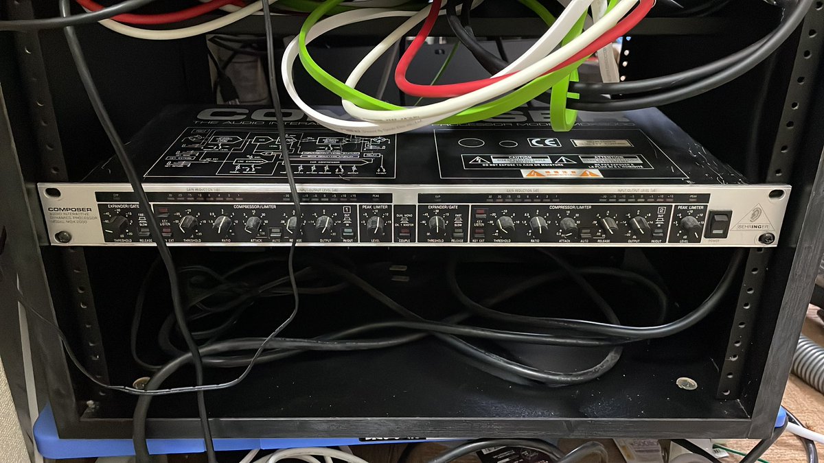 TAKE_Studio_'s tweet photo. 上下の無いラックの取り付けが楽になる
パーツ作りました♪ https://t.co/A1fakKYHPw