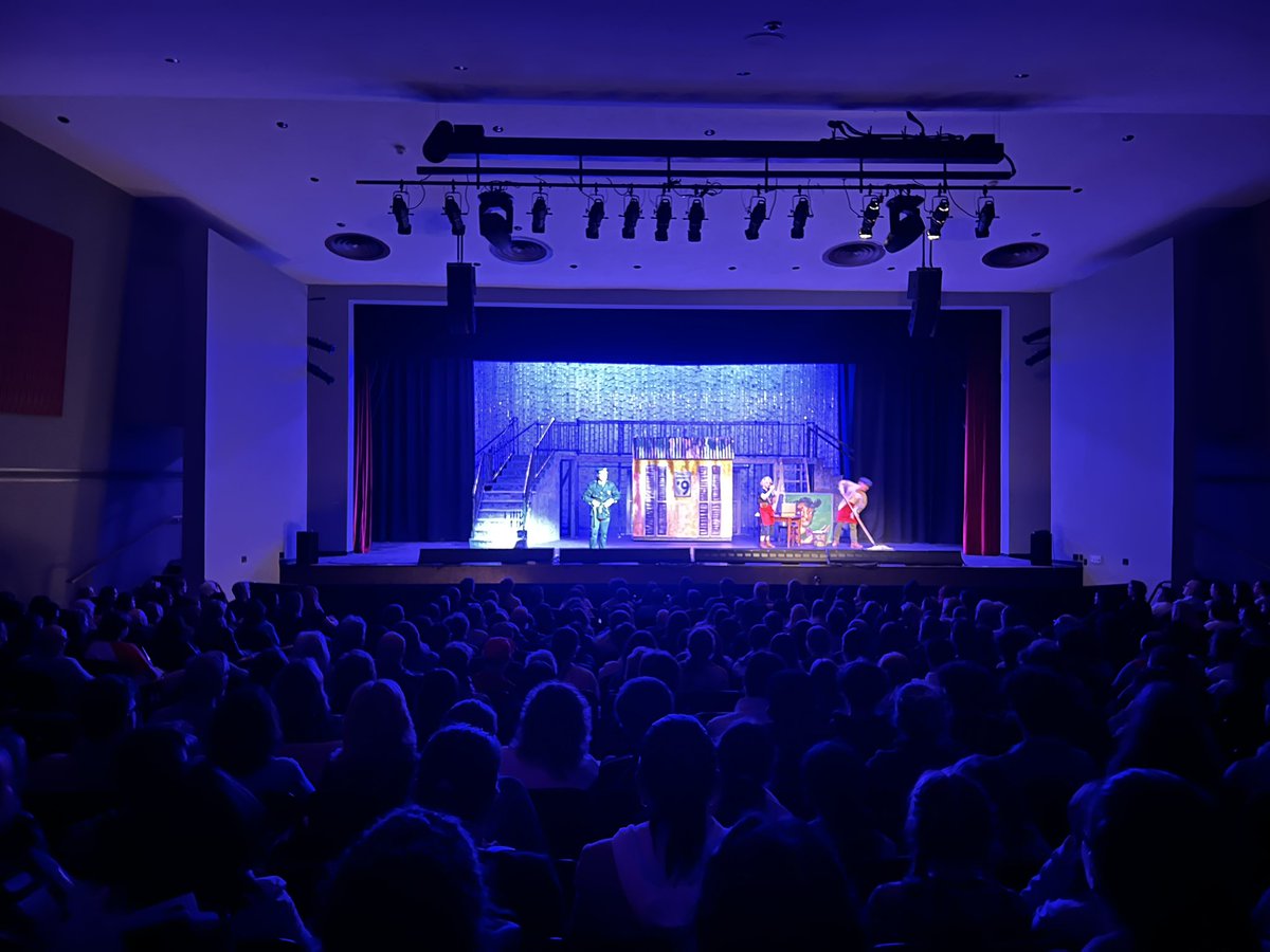 And, we’re up! Break a leg Masquers! Sold out!