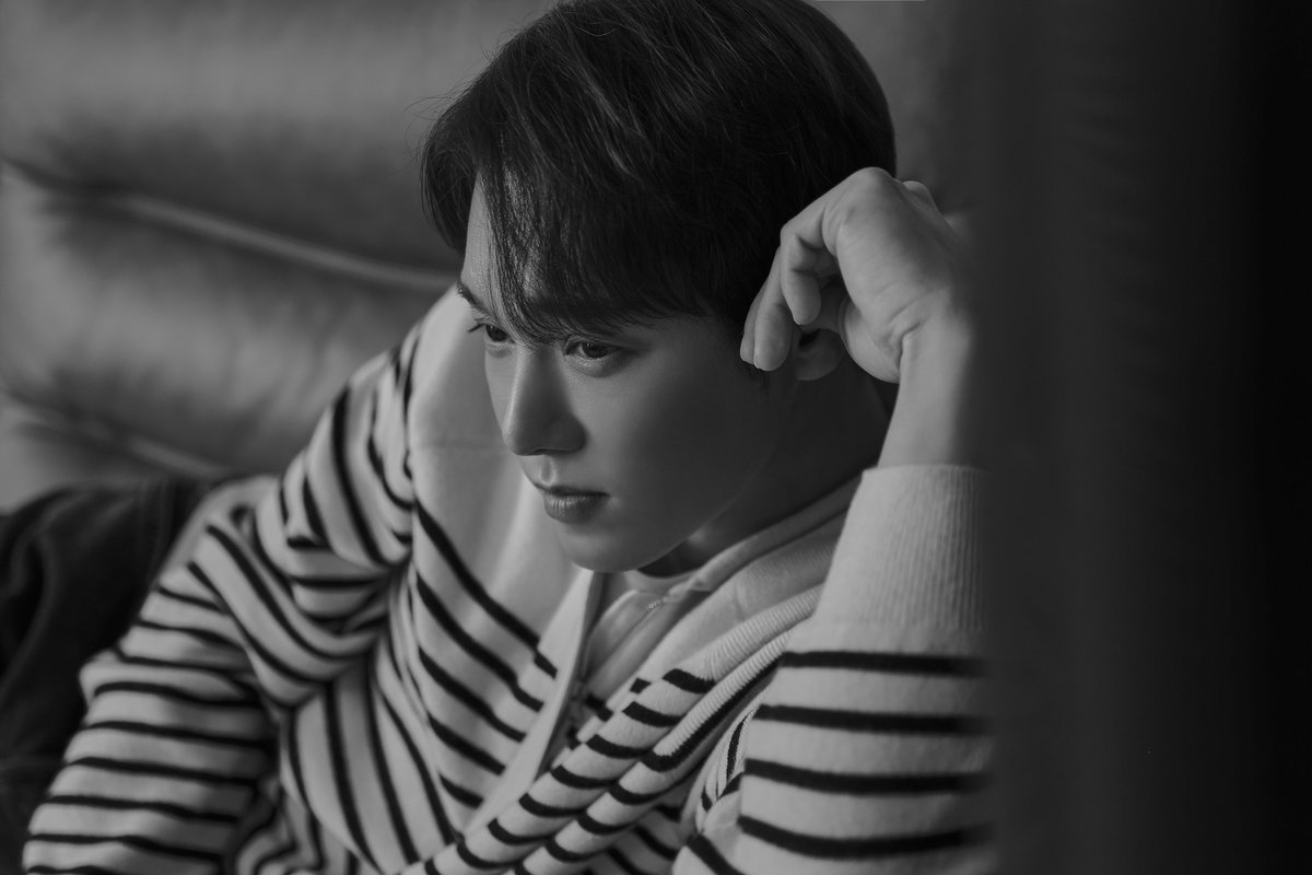 hwanhee's tweet photo. 안녕하세요 팬 가족 여러분 :)
두시탈출 컬투쇼 출연 안내드립니다!

- 3월 28일 화요일 (SBS 파워FM)

생방송으로 진행된다고 하니 함께 달려요! 💃🏻

#환희 #hwanhee #컬투쇼 #두시탈출컬투쇼 https://t.co/JP0sESSGUt