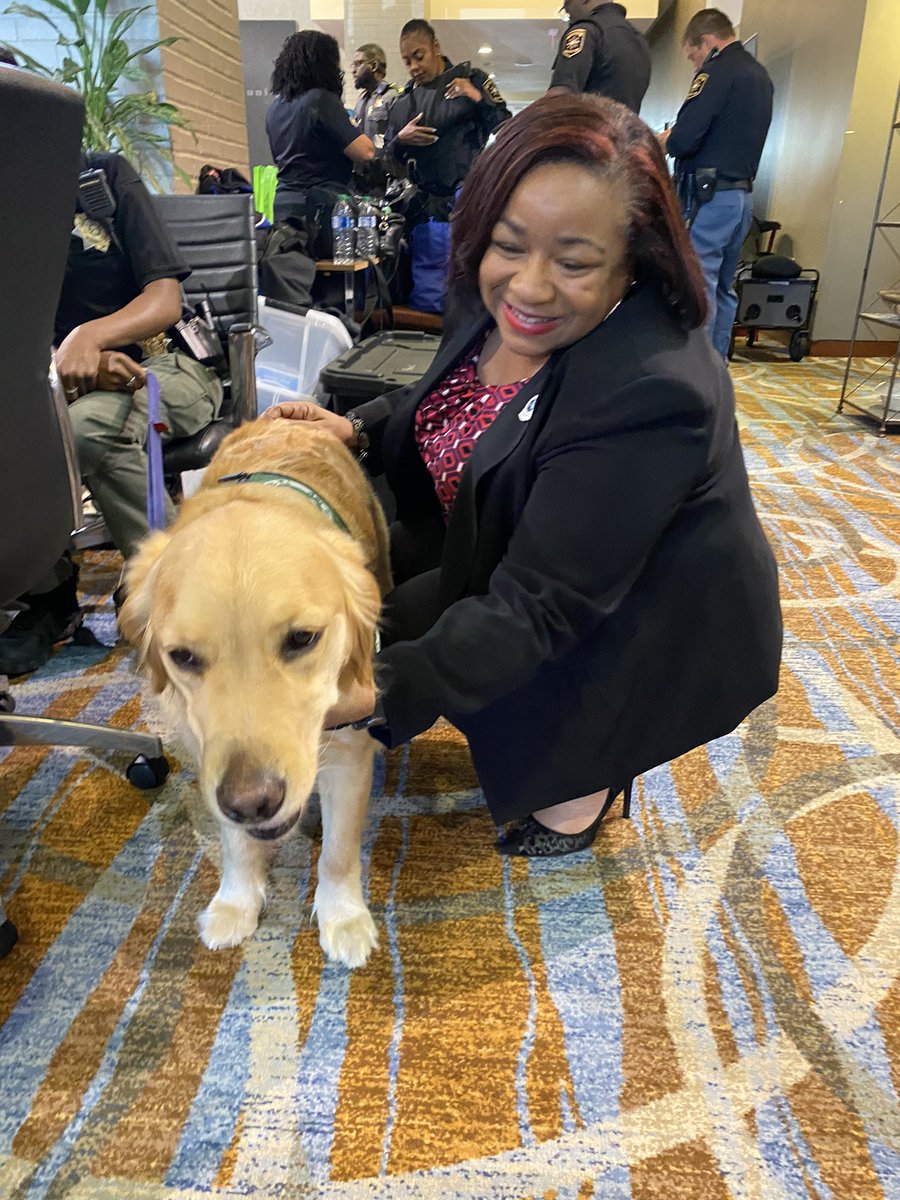 Georgia_GBI_Ret's tweet image. At the end of a long day of engagement  we can always look forward to @FultonSheriff Fulton lending us K9 “Honey” and “Dawn” to take the stress away! #firstrespondermentalhealth #k9handler #policedog