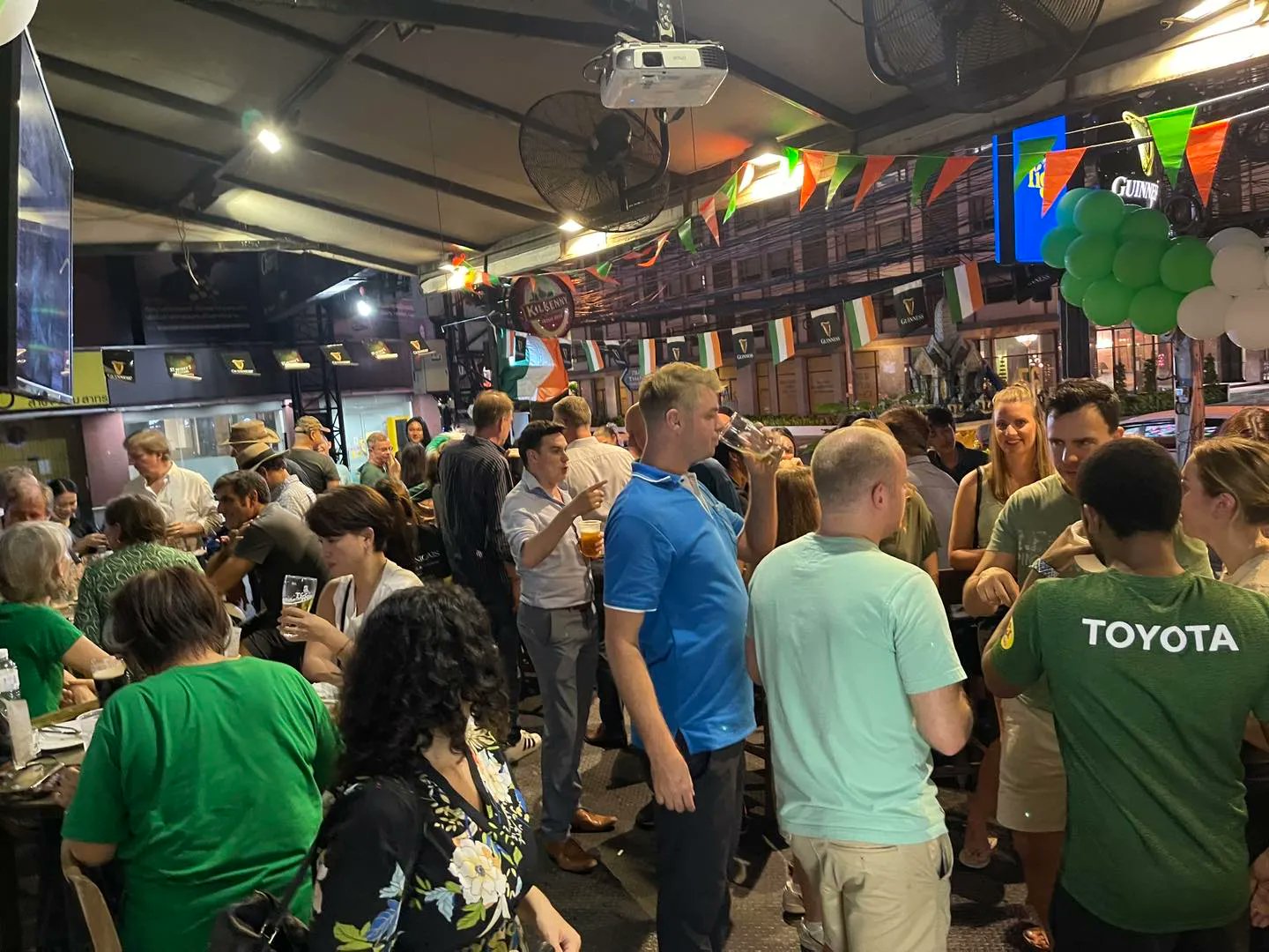 Shenanigans Bangkok (Shenanigansbk) / Twitter