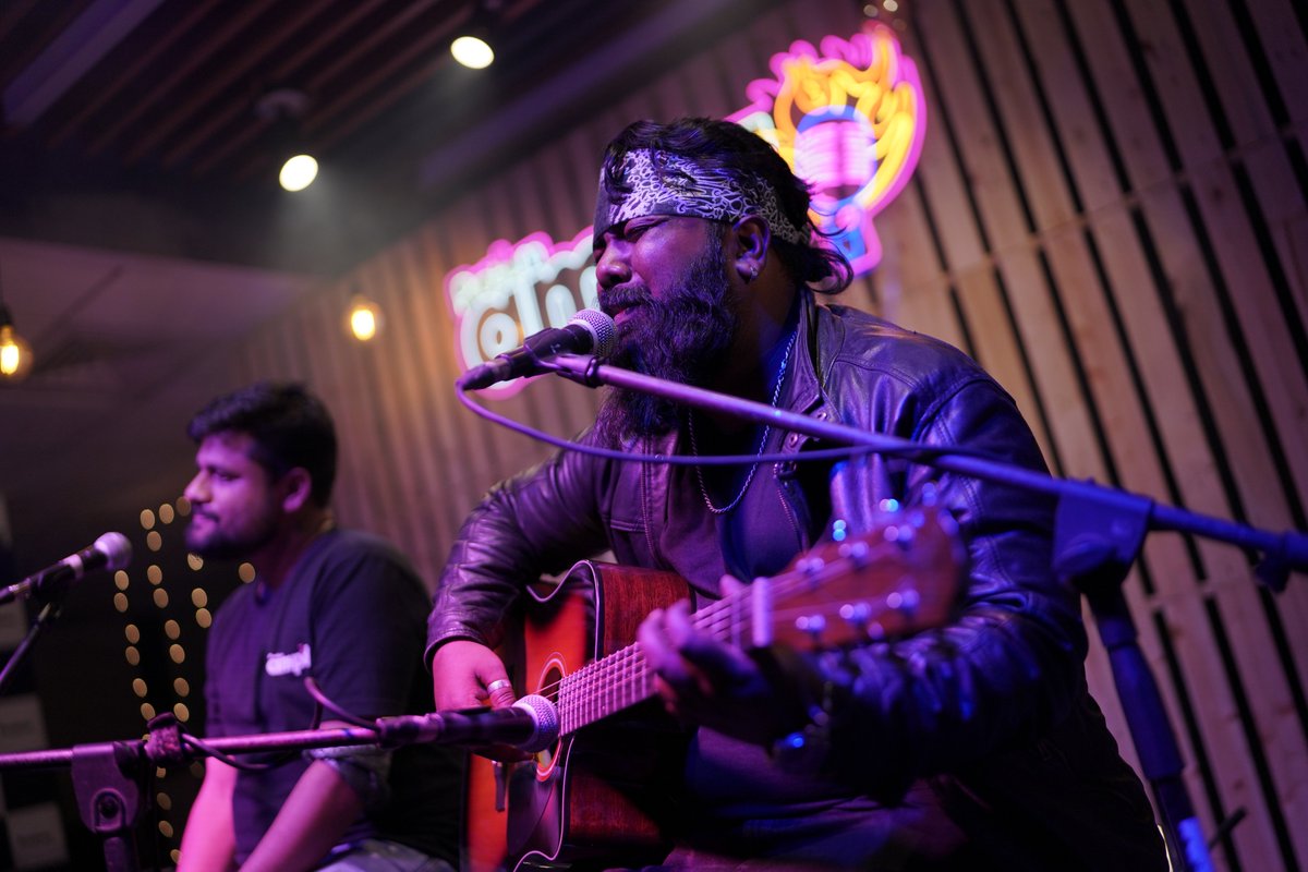 protiumfinance's tweet photo. The season finale of @ProtiumAmpd paved way for a collage of unforgettable memories. #Protiums were seen singing along, tapping their feet to the tunes of “The Organ Boy &amp; Crew”. We also had our in-house talent putting up a grand show. Until next time, #FuelTheVibe.
#ProtiumAmpd https://t.co/dnZ5htnk0d