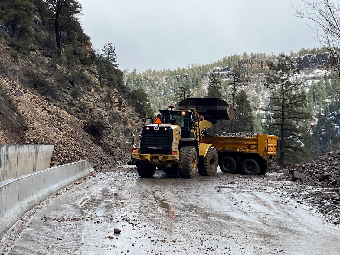 Arizona DOT tweet media