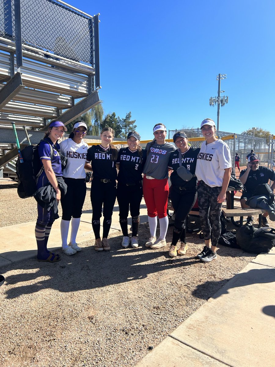 ElizaBark's tweet photo. Great couple days at the Hamilton Tournament. Loved seeing my teammates and hitting a 3-run Homer today!! Excited for tomorrow! @MaguirePayton @Sophia98706351 @MarquezCece @lilyrussosb @byusoftball @USUSoftball @UVUSoftball @MVTOROS_AD @MVToro_Softball @azstormsoftball https://t.co/ipcnx6cXPg