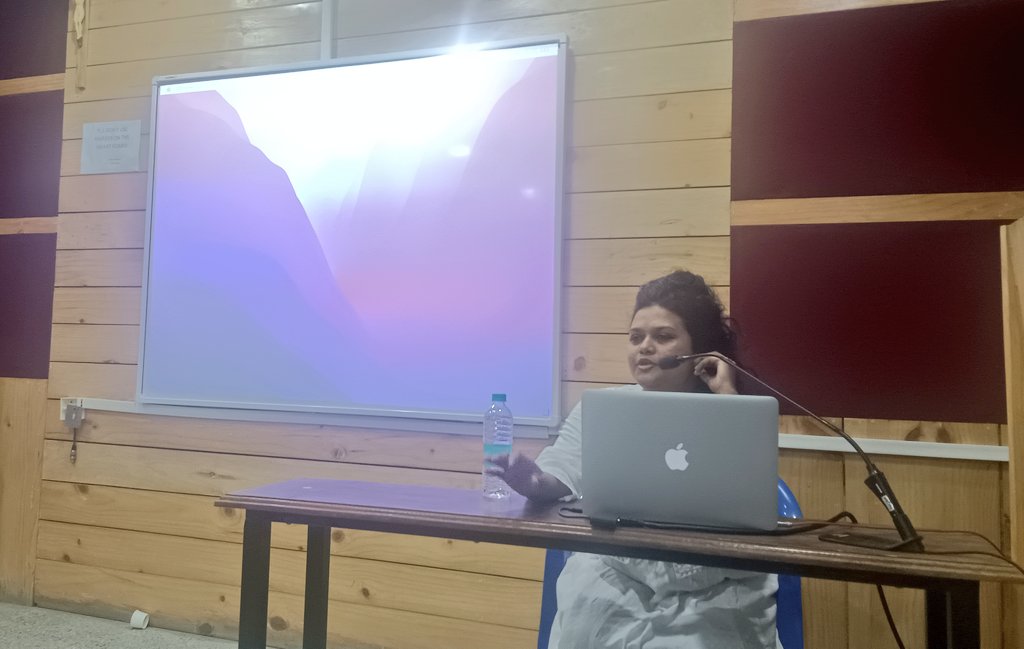 papersargent's tweet photo. Professor Vijeta Kumar begins the final workshop of the conference, Recasting Film: Responding to Caste in Popular Cinema at #WritingWorldsWorldsWriting
#NewTextualities2023 !
@sju_english82 https://t.co/LV8PLgle2x