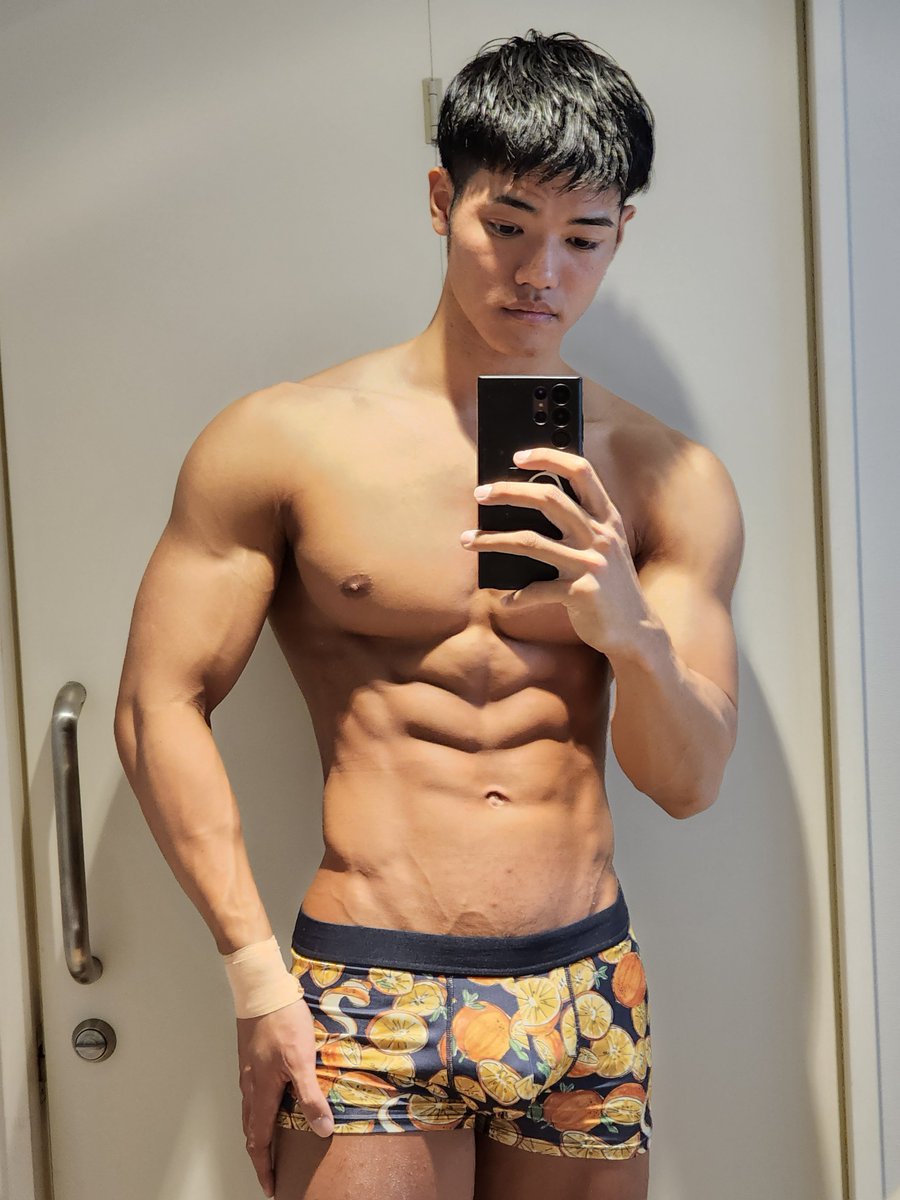 Japan has low muscle demand compared to other countries.😢