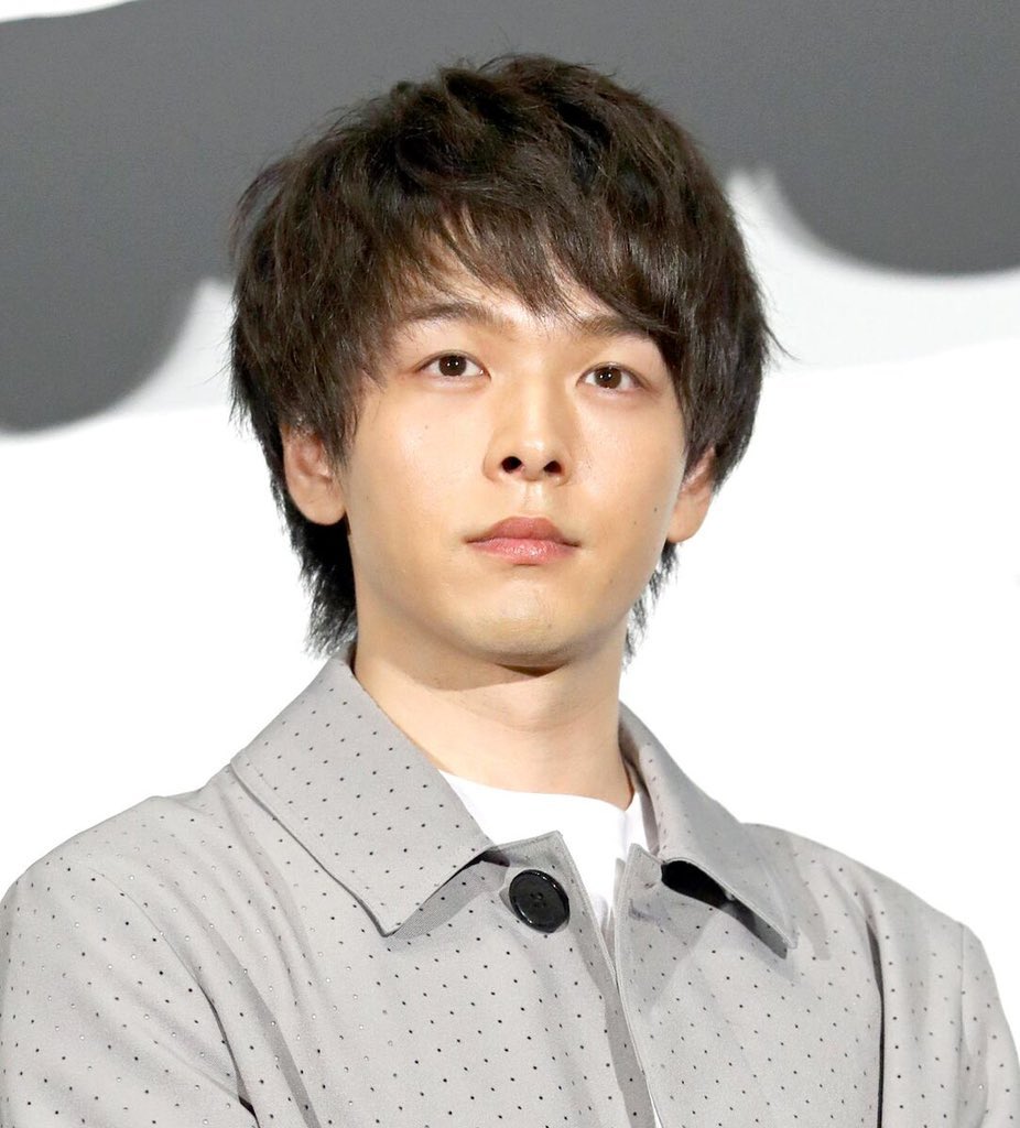 the_hyphens's tweet photo. นักแสดงหนุ่ม Nakamura Tomoya (36 ปี) กับ Miura Asami (35 ปี) ผู้ประกาศข่าวสาวของสถานีโทรทัศน์ Nihon TV ประกาศแต่งงานผ่านทาง Twitter !

ชาวเน็ตฝั่งญี่ปุ่นตกใจไปตามๆกัน แต่ก็บอกว่าทั้ง 2 คนดูเหมาะสมกันดี😊

ขอแสดงความยินดีกับทั้งคู่ด้วยจ้าาา🎉

📍source: https://t.co/Lma8ZUs74S https://t.co/JM1CBElUH2