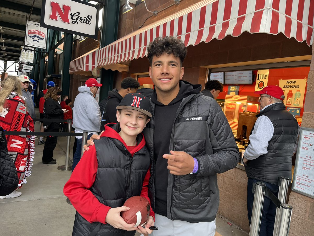 bpwingman's tweet photo. Thanks for making it a special night for my son Palmer #GBR @RaiolaDylan @_Ryanwingo1 @rogergradney15 https://t.co/Jyf4kb2bEr
