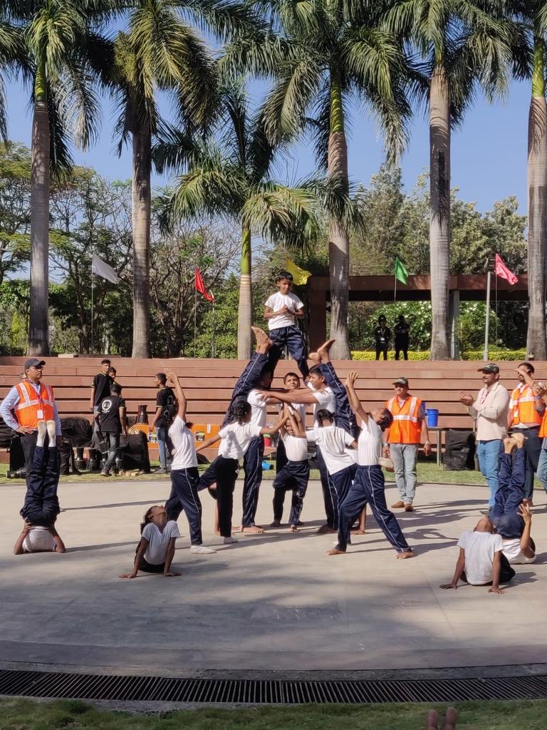 TechMJosh's tweet image. Friday done right!
1,700+ children joined us at #TechMPune Hinjewadi and indulged us in activities that made us kids again. They attend schools supported by @techmahindracsr education and abilities program.
@tech_mahindra
#DrivingPositiveChange
#TogetherWeRise