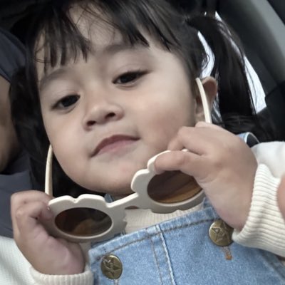 Della Apriyani tweet media