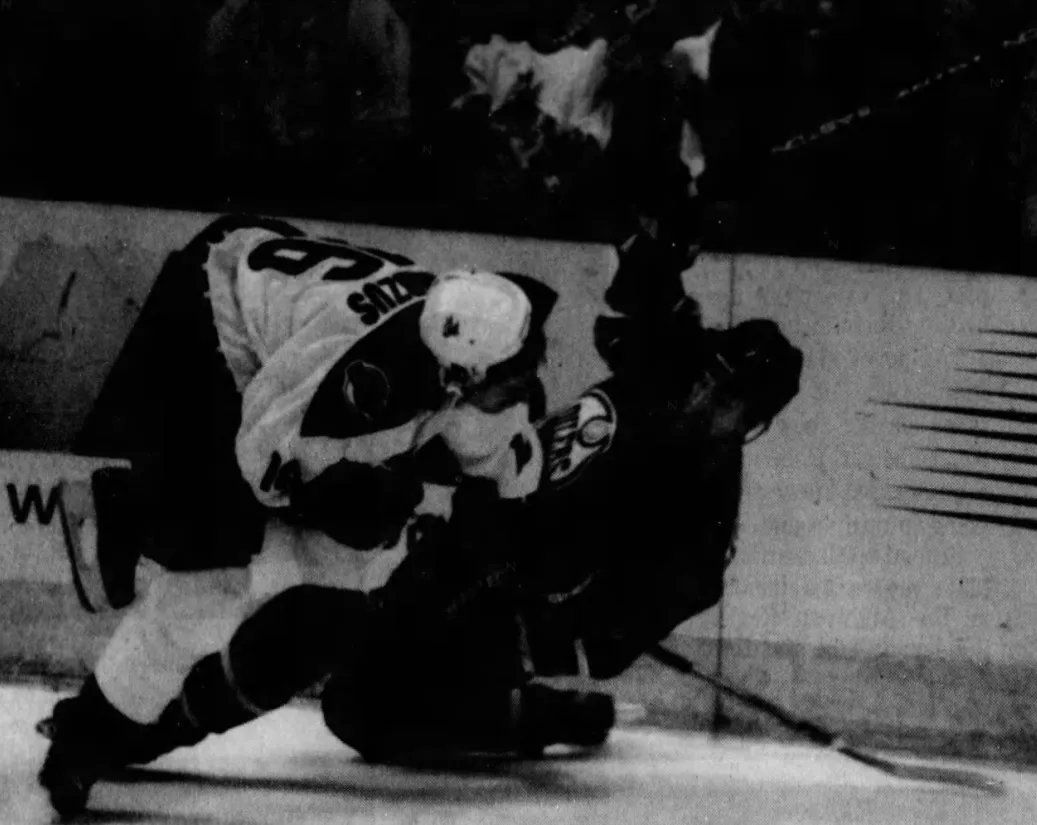 Arizona Sports History on Twitter: "3/24/01 – The Phoenix Coyotes ran