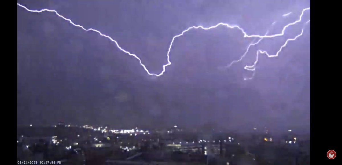 Check out this lightning from our camera! ⚡️ #WKU #kywx