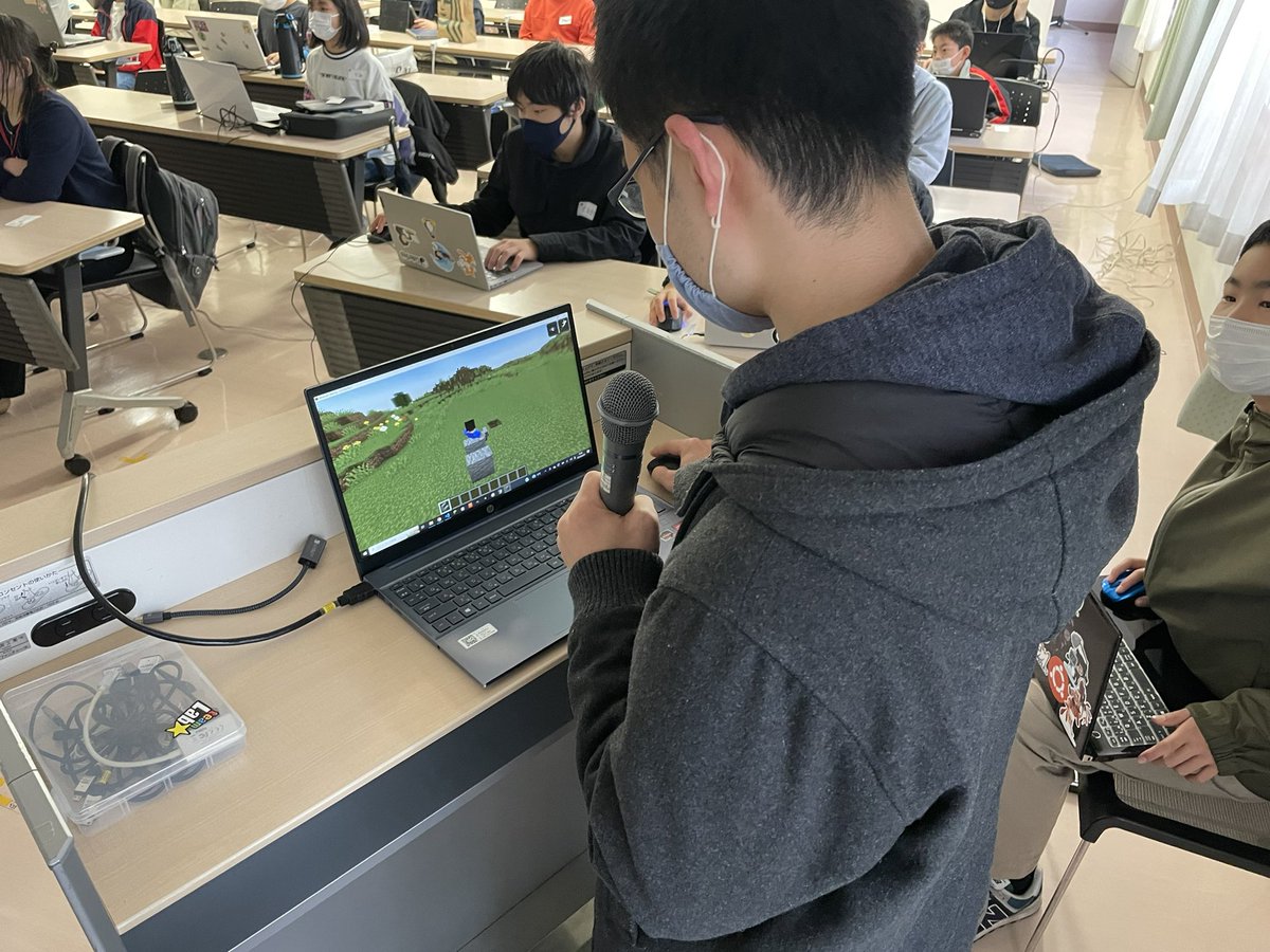 CoderDojoSz's tweet image. 第41回CoderDojo静岡、開催しました。参加者は21人。メンター4人。次回は4月29日開催です!