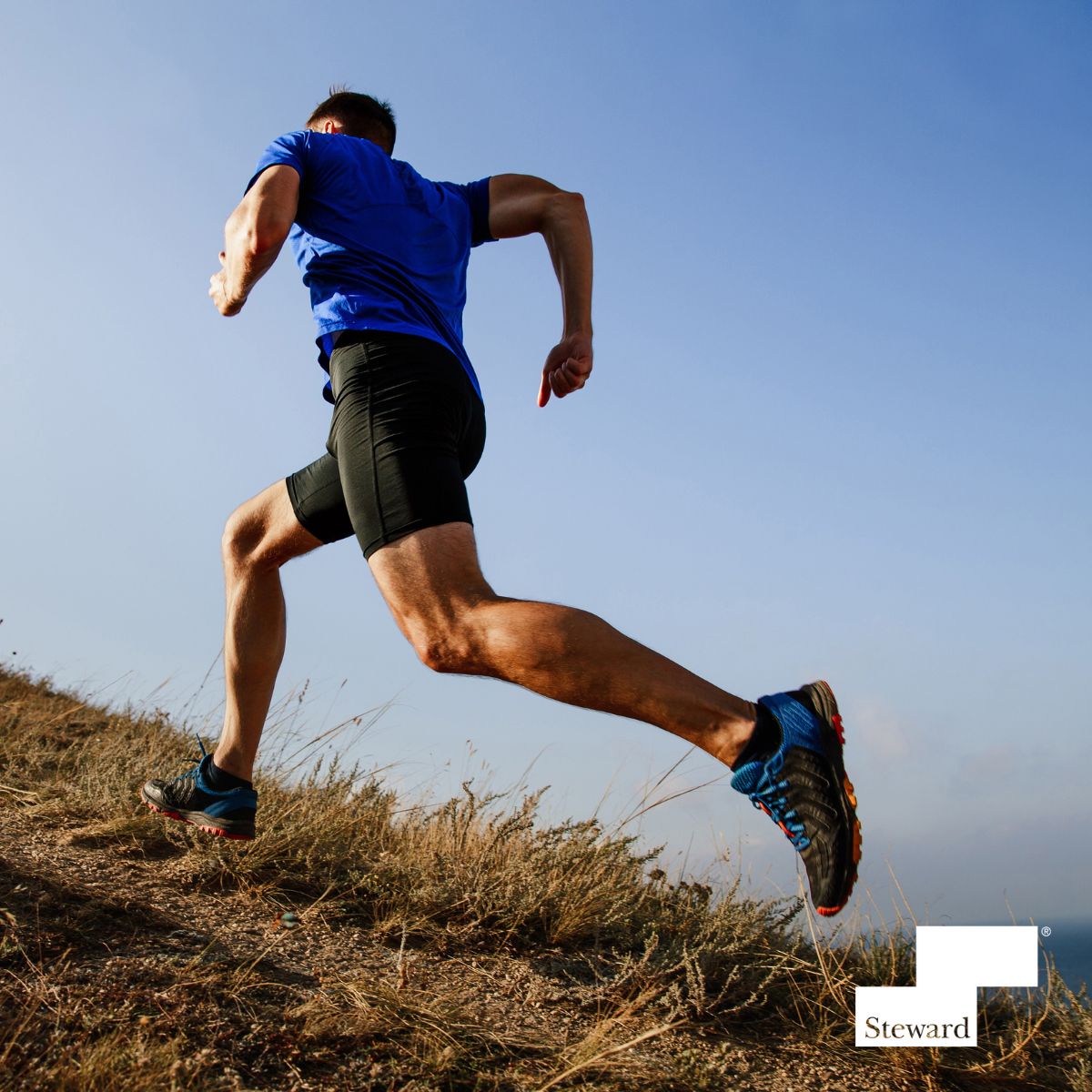 Did you know that athletic trainers can reduce the risk of sports injuries by up to 88%? This #NationalAthleticTrainersMonth, we thank these health care professionals for their essential work in keeping our athletes safe. Learn more: bit.ly/3kyu9tM