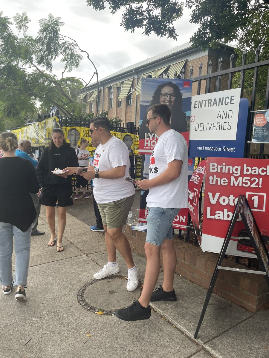 Vote them out! For the teachers! For the nurses! For essential workers! Change the government! #MoreThanThanks @TeachersFed